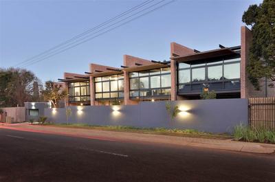 Townhouse For Rent in Alphen Park, Pretoria