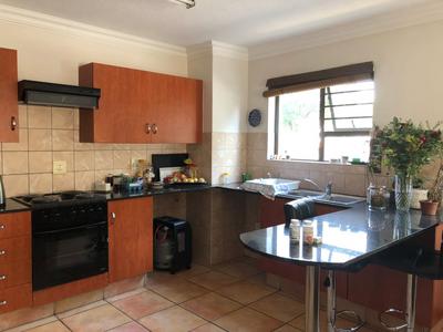 Apartment / Flat For Rent in Nieuw Muckleneuk, Pretoria